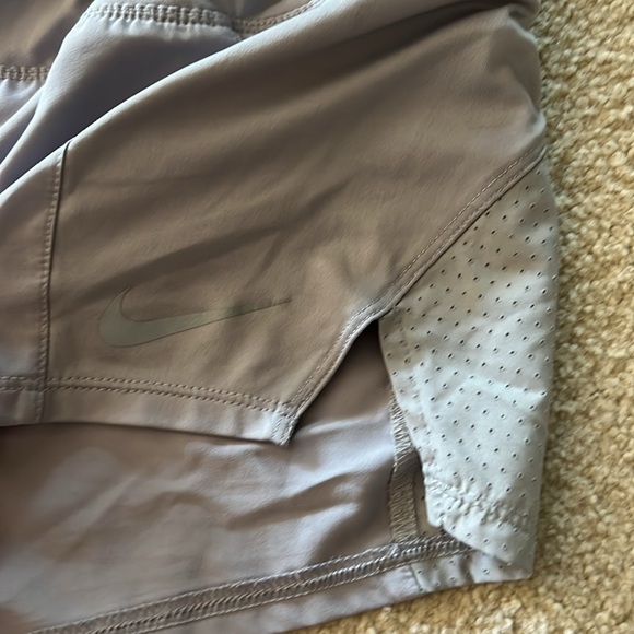 Nike dri-fit athletic shorts - Picture 2 of 3